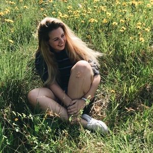 Meet your Posher, Jessica